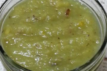 Geléia de abacaxi com pimenta