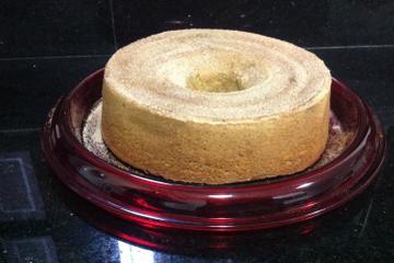 Bolo de banana com farinha de rosca