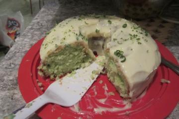 Bolo verde de limão