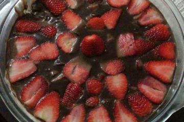 Sobremesa chococreme com morango