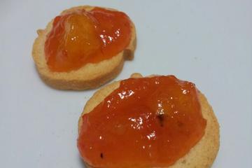 Geleia de abacaxi com pimenta