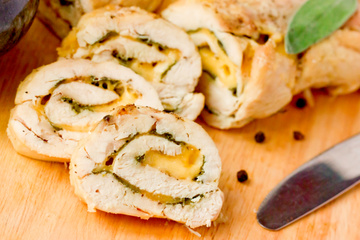 Filé de frango recheado