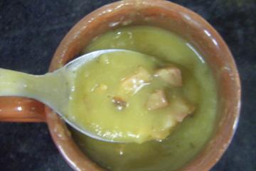 Caldo de ervilha seca