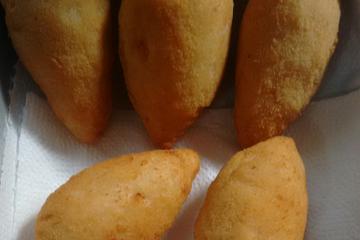 Coxinha com massa de batata