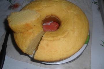 Bolo de fubá milagre, sem leite, sem óleo, sem manteiga, sem