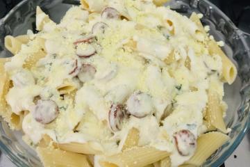 Linguine com gorgonzola - Renata