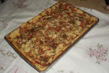 Torta com tudo dentro