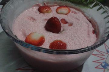 Mousse de morango facílimo