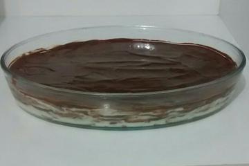 Pavê de chocolate preto e chocolate branco