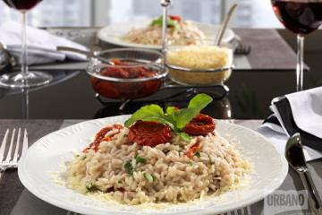 Risoto Urbano de tomate seco com rúcula