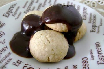 Bolachinhas de aveia com molho de chocolate