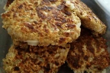 Hambúrguer de atum com aveia