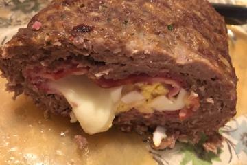 Rocambole de carne moída