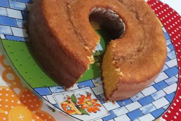 Bolo de fubá simples