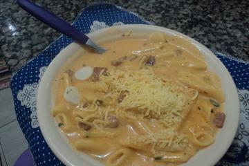Macarrão de panela de pressão com queijo