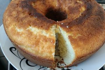 Bolo de arroz cru delicioso