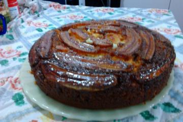 Receita de Bolo de Banana com calda caseiro tradicional