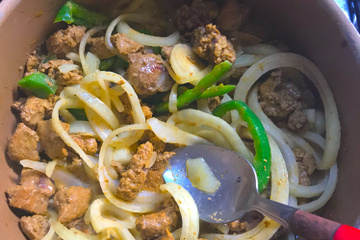 Bife de fígado acebolado