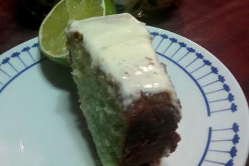 Bolo de limão