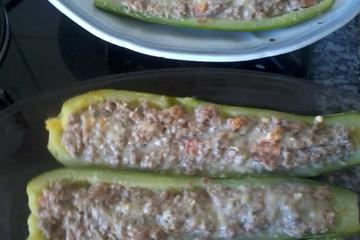 Abobrinha com atum