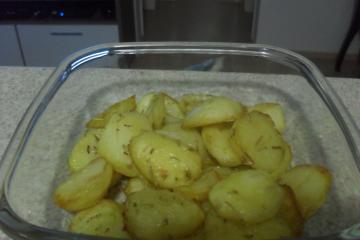 Batata assada com alecrim