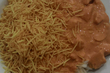 Estrogonofe de frango fácil