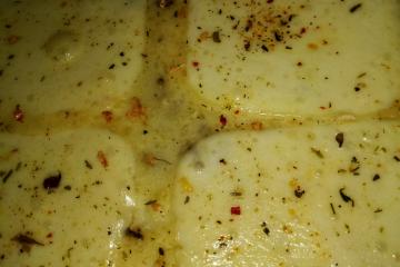 Escondidinho de mandioca com carne assada