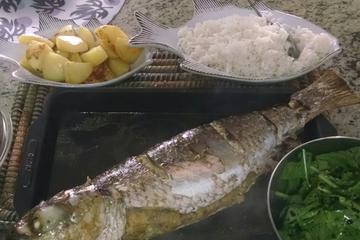 Taínha recheada assada