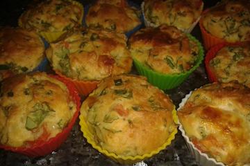 Muffin de espinafre e queijo feta