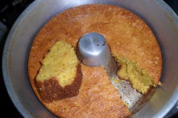 Bolo de milho cremoso - rápido e simples