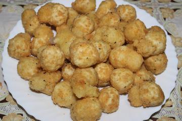 Bolinha de queijo rápida, fácil e econômica