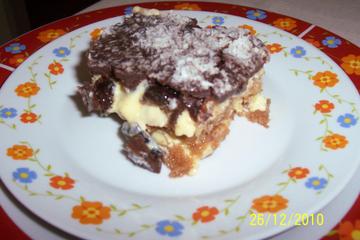 Pavê olho de sogra com calda de chocolate