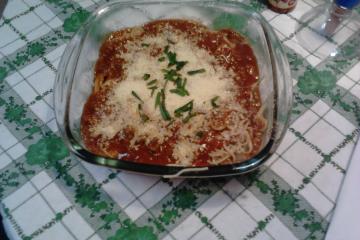Macarronada ao molho bolonhesa