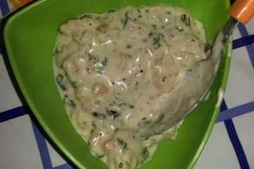 Camarão com requeijão cremoso e creme de leite