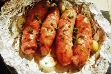 Linguiça assada com batatas
