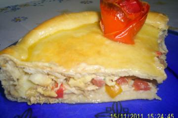 Torta de frango com massa de pão