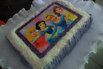 Bolo de aniversário.