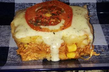 Bolo salgado de aipim