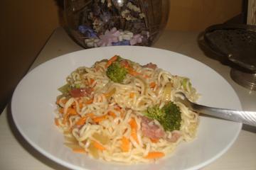 Miojo com Legumes