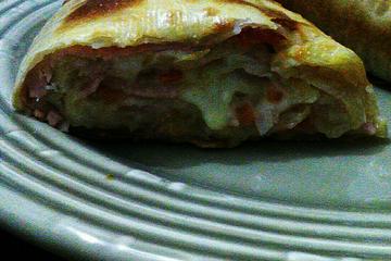 Rocambole de massa de Pastel