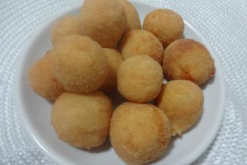Bolinha de queijo