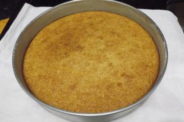 Bolo de leite condensado sem farinha de trigo