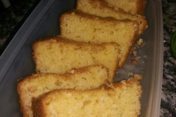 Receita de bolo de fubá cremoso sem ovos: fácil de fazer