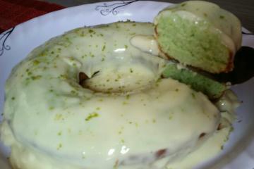 Bolo de limão