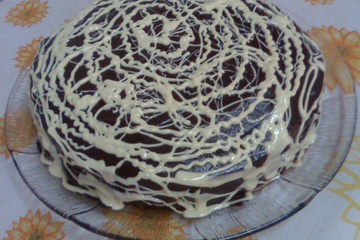 Bolo trufado de brigadeiro branco e preto