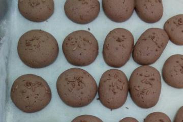 Biscoito de chocolate econômico