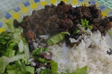 Feijão com Carne Moída (Frijoles Con Carne Molida)