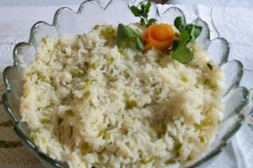Arroz com talos de agrião