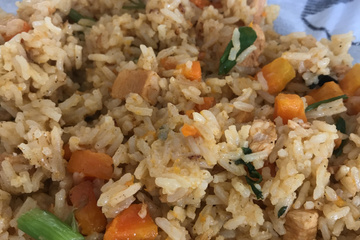 Risoto de frango na panela de pressão