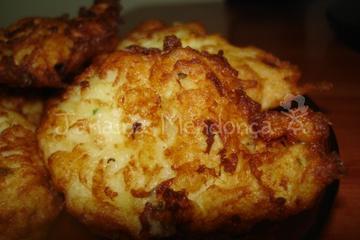 Bolinhos de batata e cebola